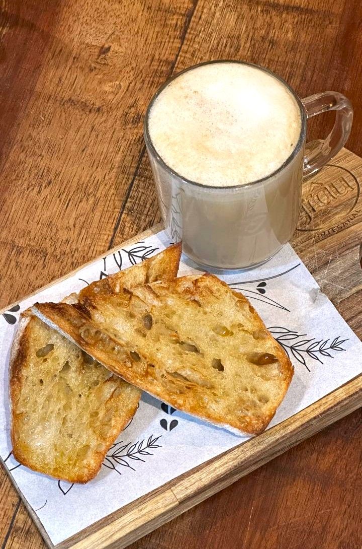 Combo 02: O Acolhimento Grâu (1/2 Ipanema + Café Latte)