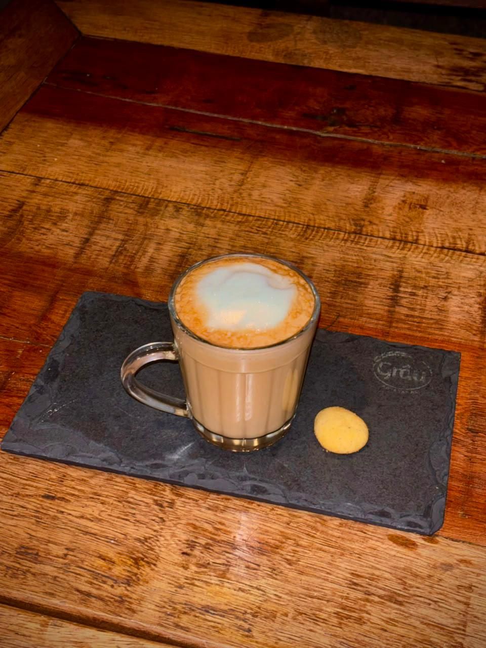 Café Latte Grâu: Extração Técnica & Leite Cremoso